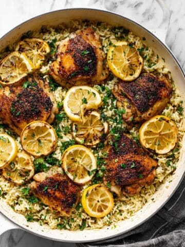 Best one-pan Chicken and Rice with Lemon and Spinach Recipe