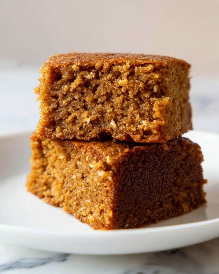 Healthy Flourless Breakfast Oatmeal Apple Cake Recipe