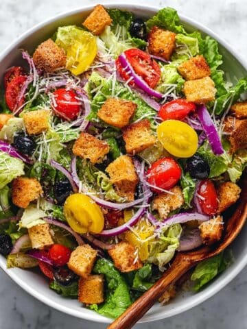 Olive Garden Salad and Dressing Copycat Recipe