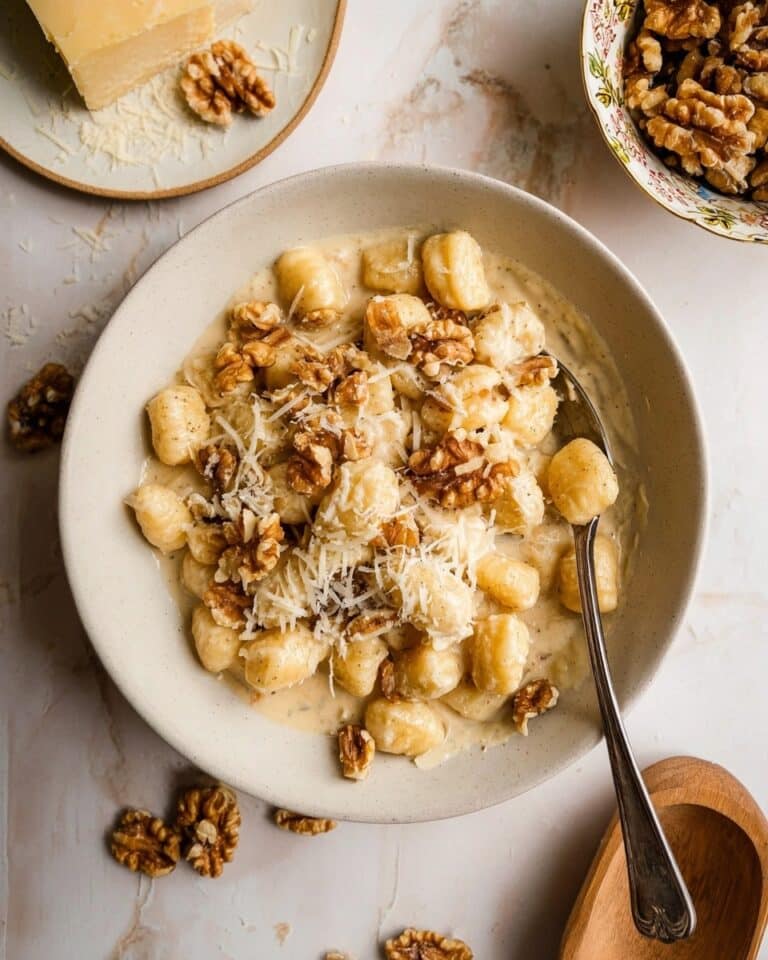 Walnut Sauce (Salsa di Noci) Recipe