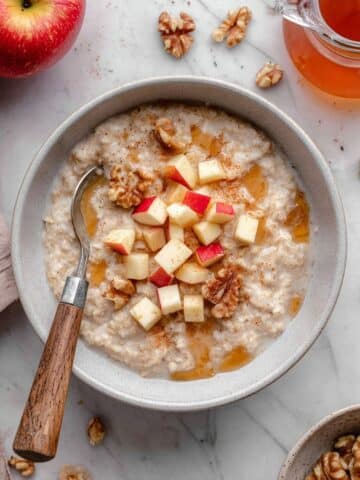 Apple Cinnamon Protein Oatmeal Recipe