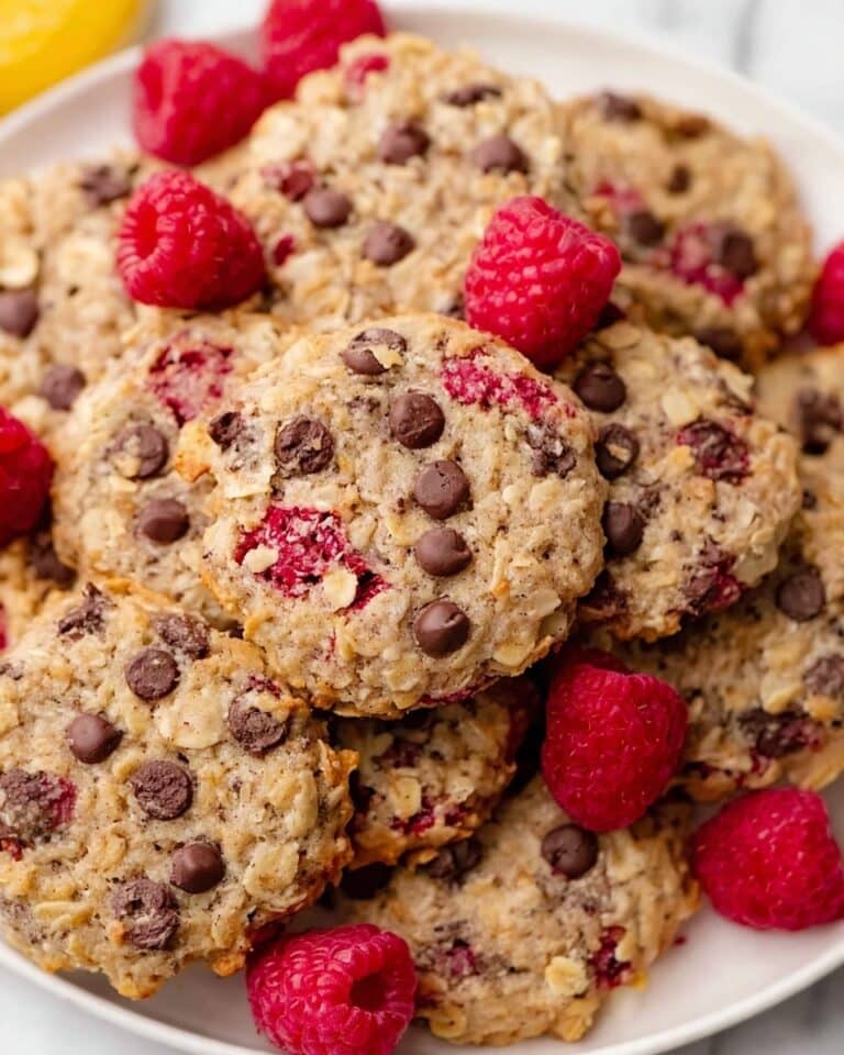 Healthy Raspberry Cookies with Chocolate Chips Recipe