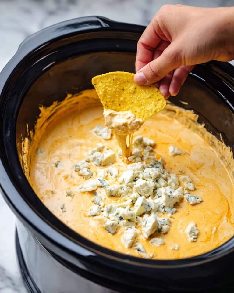 Crockpot Buffalo Chicken Dip Recipe